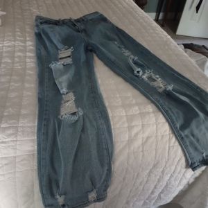 Baggy straight leg distressed jeans